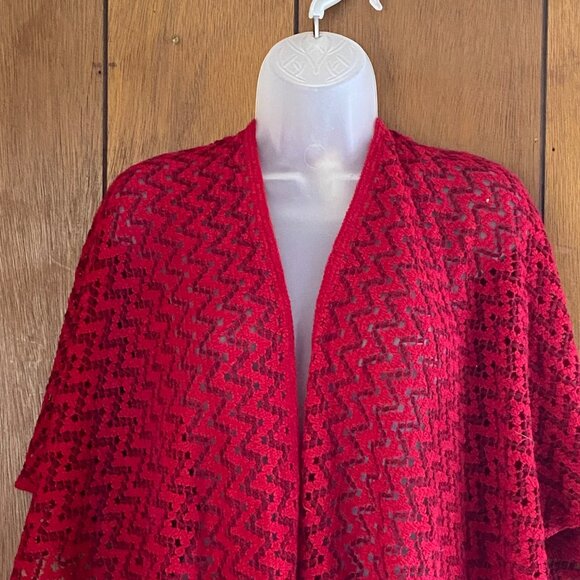 Just Be Shaw Wrap Womens One Size‎ Red Chevron Fringe Layering Knit Boho Hippie - Picture 2 of 12